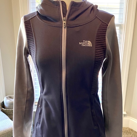 The North Face Jackets & Blazers - NORTHFACE ZIP UP JACKET WOMENS SMALL